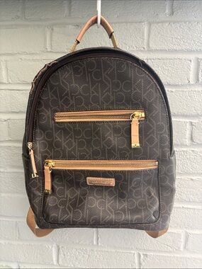 🤎 Calvin Klein Mini Backpack Bag. Signature Logo. Brown tan gold.